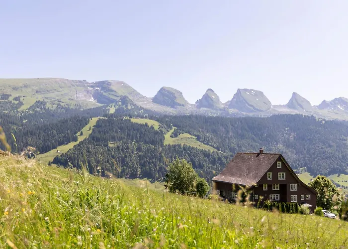 By Interhome شقة انترواسر