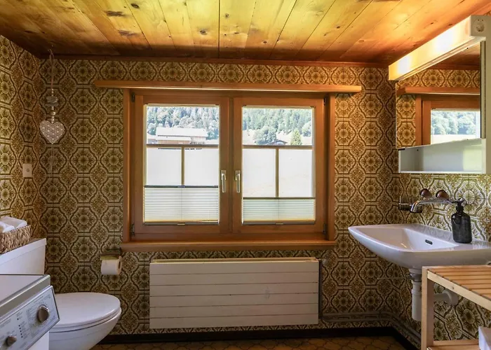 By Interhome انترواسر